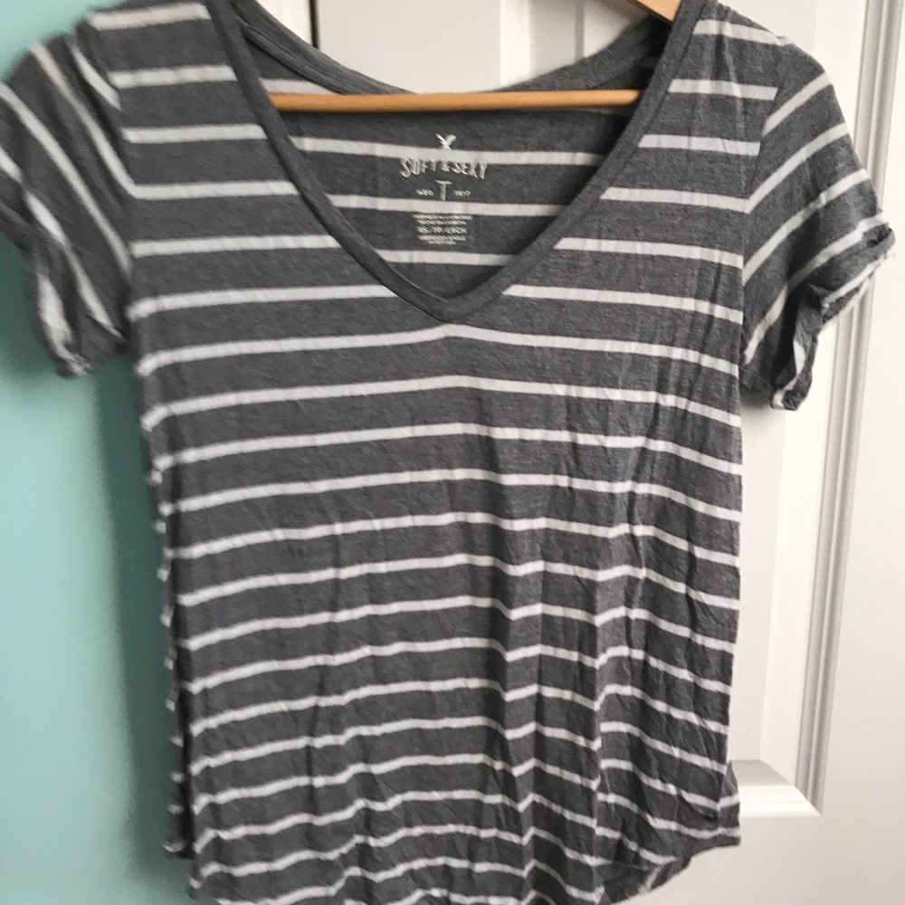 american eagle women’s shirt